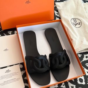 Hermes aloha sandal 41